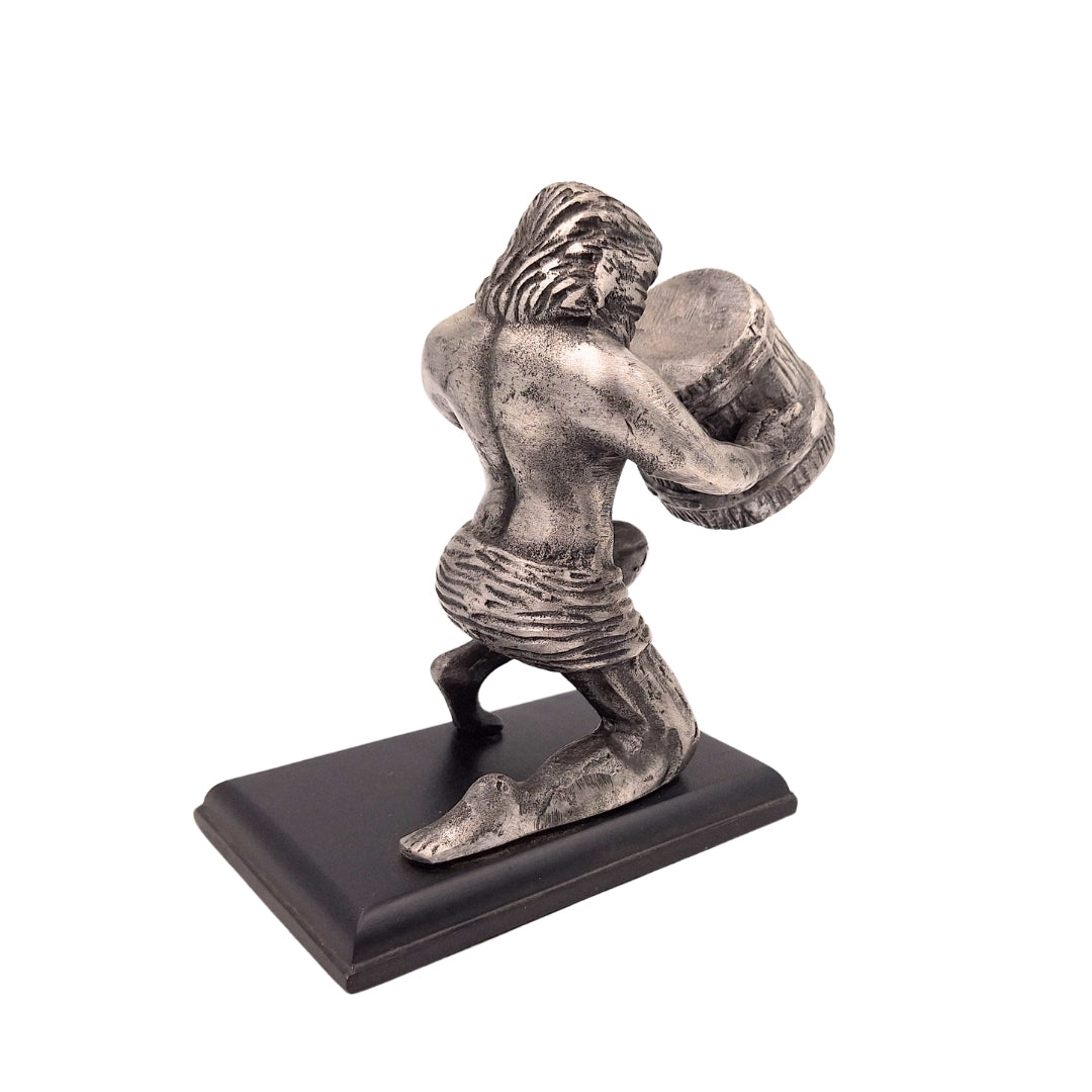 Vízöntő AQU dekoratív figura alumíniumból, személyre szabott gravírozás, ideális ajándék, magasság 18 cm, klasszikus és art déco stílus