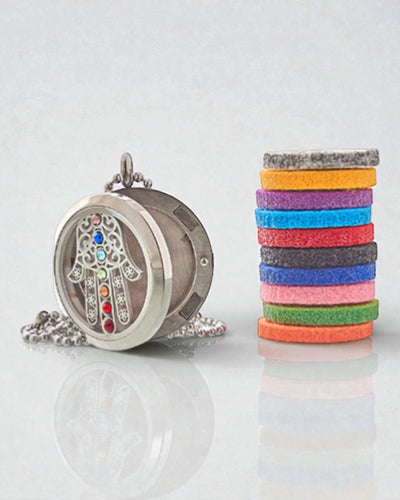 AromaHamsa Chakra – Aromaterápiás nyaklánc 30 mm-es hamsza medállal