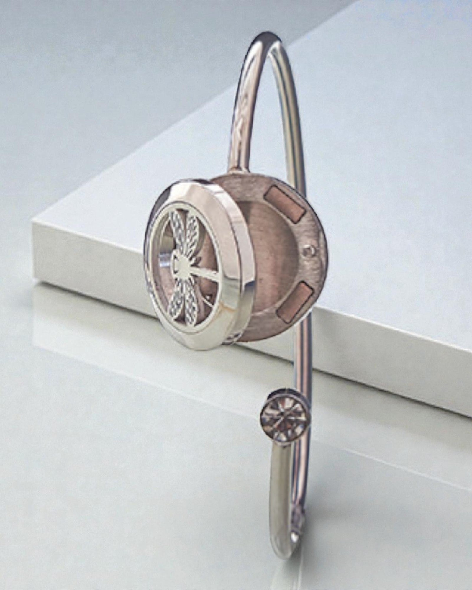 Aromalife Dragon Spirit karkötő – szitakötős illatmedál, 20 mm