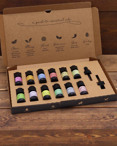 A természet tavaszi ébredése – 12 darabos, fényűző illóolaj-készlet 5 ml, cseppentőkkel