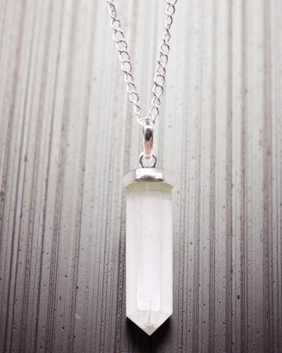 Kristálycsúcs – Klasszikus csúcs alakú hegyikristályfüggő