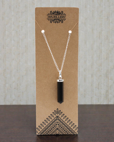 Obszidián csúcs – Klasszikus csúcs alakú medál fekete achátból