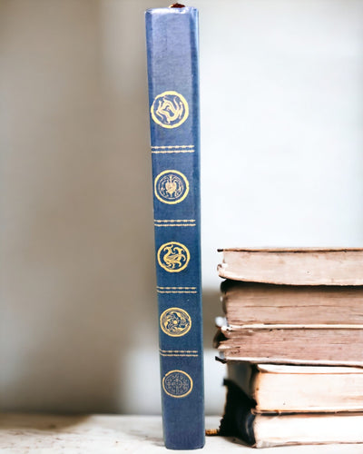 Keményfedeles Klasszikus Jegyzetfüzet Vándor motívummal - Tengerészkék. Gravírozási lehetőség