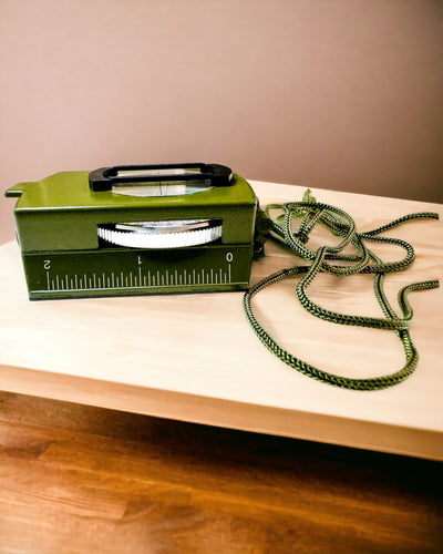 Professzionális K4580 Inklinációs Iránytű - Vízálló, Többfunkciós, Terepi Kihívásokhoz