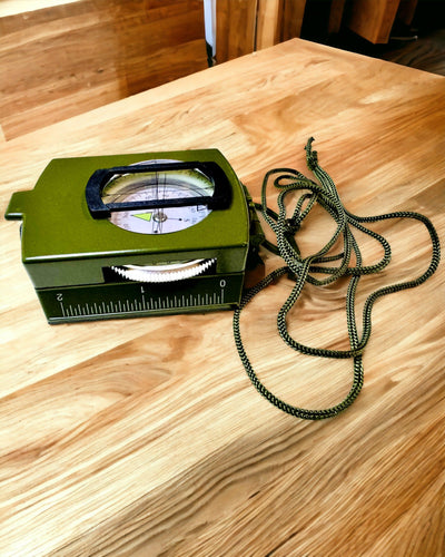 Professzionális K4580 Inklinációs Iránytű - Vízálló, Többfunkciós, Terepi Kihívásokhoz