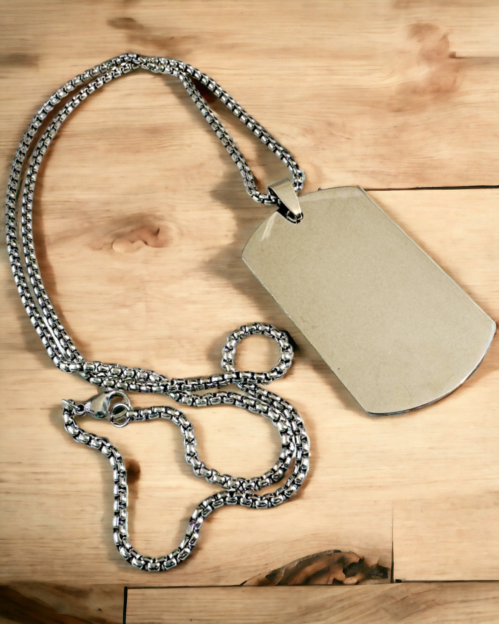 "Három Stílus Árnyalata" Dog Tag Nyaklánc - Katonai Azonosító - Elegáns Medál Rozsdamentes Acélból Gravírozási Lehetőséggel