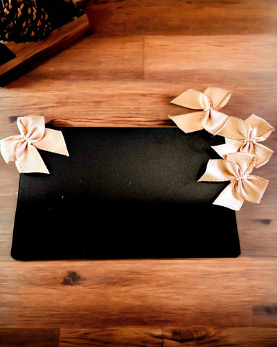 Exkluzív Fekete Fém Névjegykártya Személyre Szabási Lehetőséggel – Ideális Ajándék