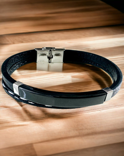 PU bőrből és rozsdamentes acélból készült sport karkötő gravírozási lehetőséggel – 3 színben