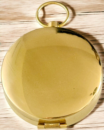 Vízálló Réz Iránytű Világító Hatással - Szükséges Túrázáshoz és Kempingezéshez, személyre szabható gravírozással