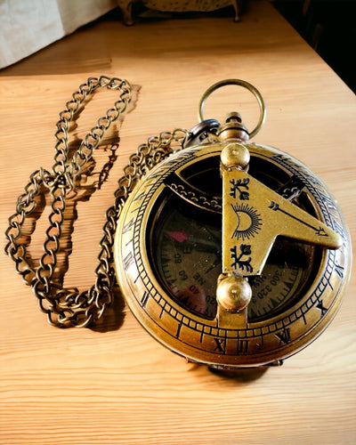 Utazó Navigációs Iránytű gravírozással, személyre szabás – Indiai Kézművesek Kézműves Terméke