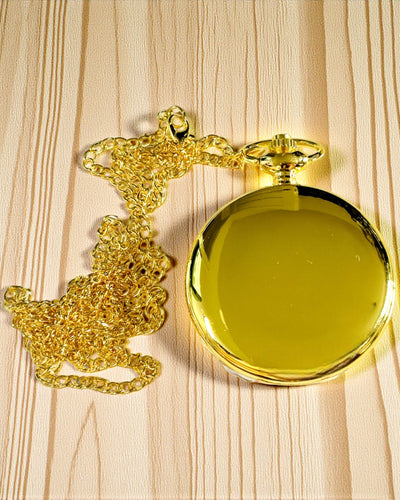 Arany színű, gravírozható vintage stílusú zsebóra