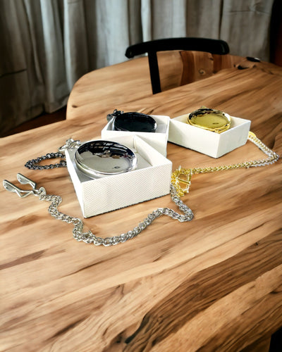 Ezüst zsebóra kvarc szerkezettel és gravírozási lehetőséggel