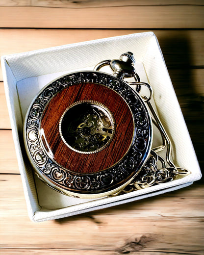 Gravírozható "Heritage Timekeeper" Zsebóra