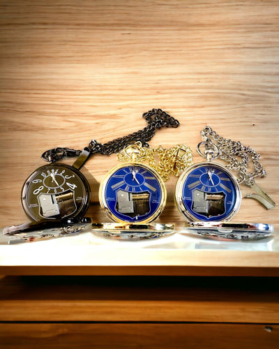 "Astrum Temporis" zsebóra - Fekete keret. Gravírozással személyre szabható.