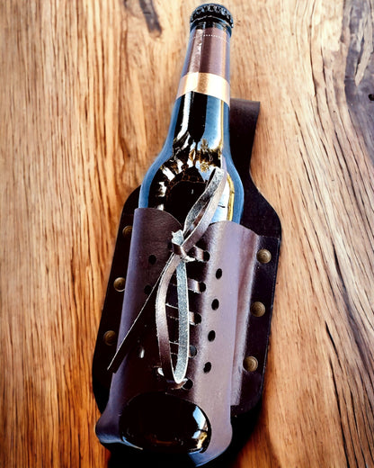 "LeatherCraft Elegance" Bőr Palacktartó - személyre szabási lehetőség