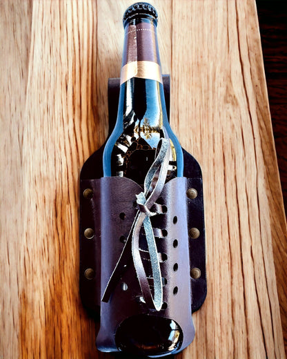 "LeatherCraft Elegance" Bőr Palacktartó - személyre szabási lehetőség