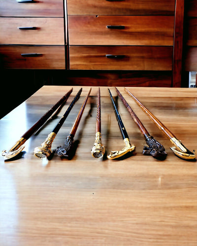 Kompasso Black - Sétabot - Kézzel Faragott Fa - Exkluzív Kiadás Gravírozási Lehetőséggel