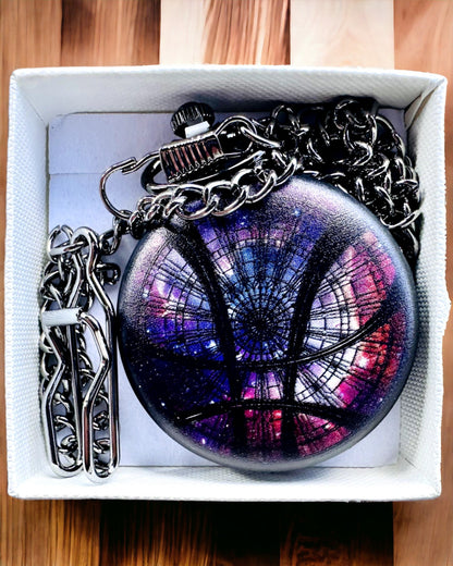 "Galactic Vision" Zsebóra Gravírozási Lehetőséggel, személyre szabott ajándék