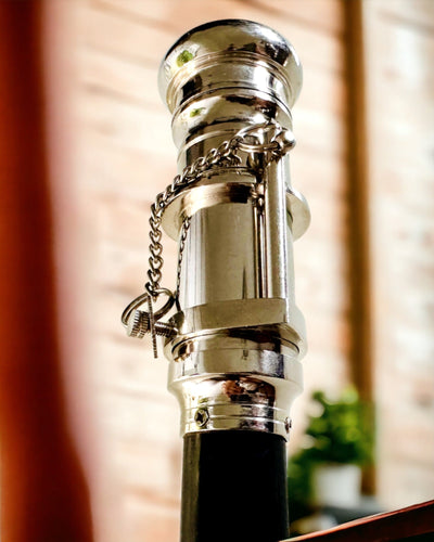 SÉTAPÁLCA TÁMASZTÓFOGANTYÚVAL ÉS TÁVCSŐ FUNKCIÓVAL – ELEGÁNS ÉS DIVATOS, 95 CM - kapitányi "Navigator's Crest"