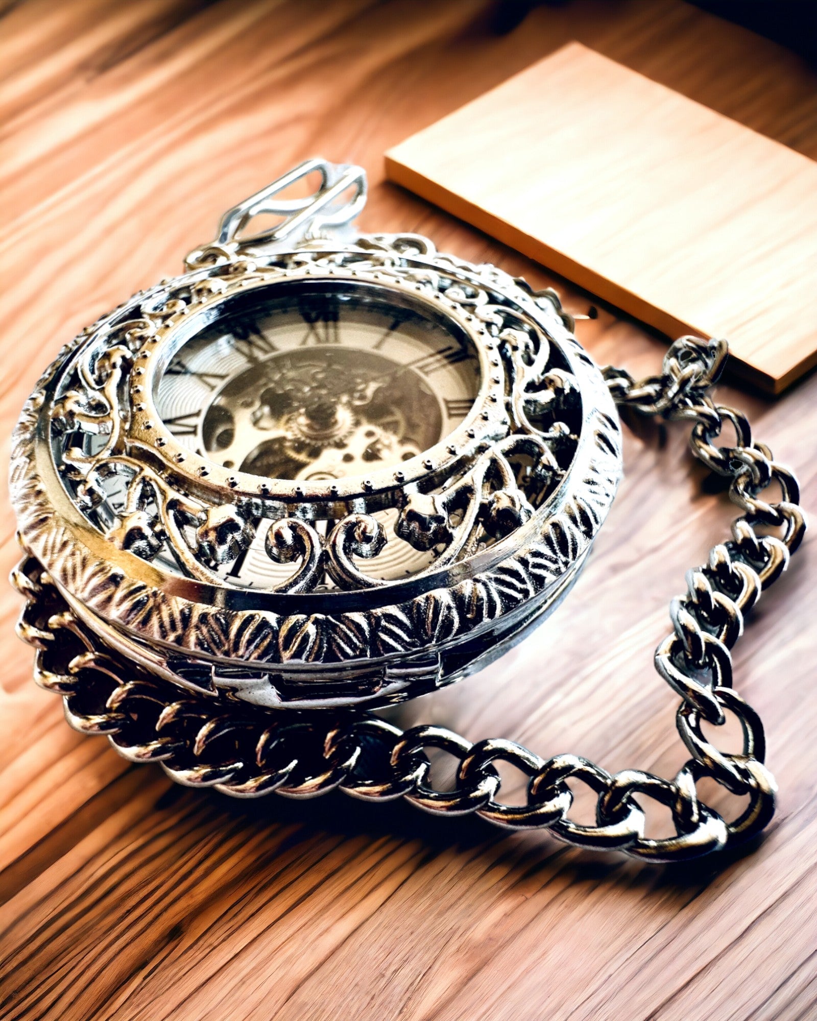 Ezüst "Vintage Elegance" zsebóra, gravírozással személyre szabható
