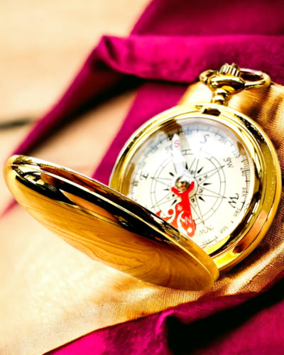 Vándor Kompasz Gravírozási Opcióval - arany színű