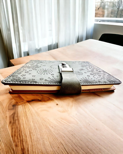 Exkluzív Jegyzetfüzet, PU bőr, A5 kódzárral - "Secret Journal", személyre szabás gravírozással