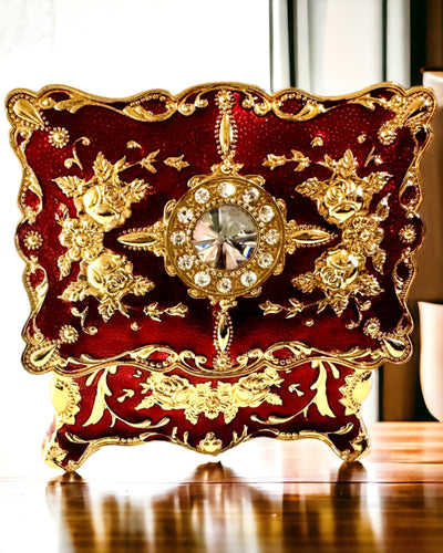 Vintage stílusú ékszerdoboz, szervező – Díszítő elemekkel ellátott fém kincsesláda