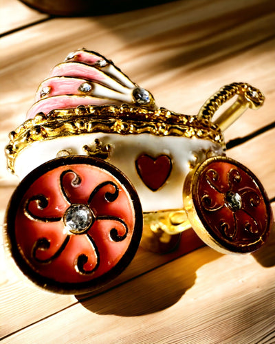 Kis Mesebeli Ékszerkocsi, kincsek - Királyi Elegancia, személyre szabás gravírozással