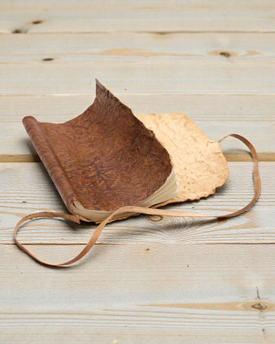 Felcsavarható bőr útinapló – természetes (21 x 15 cm)