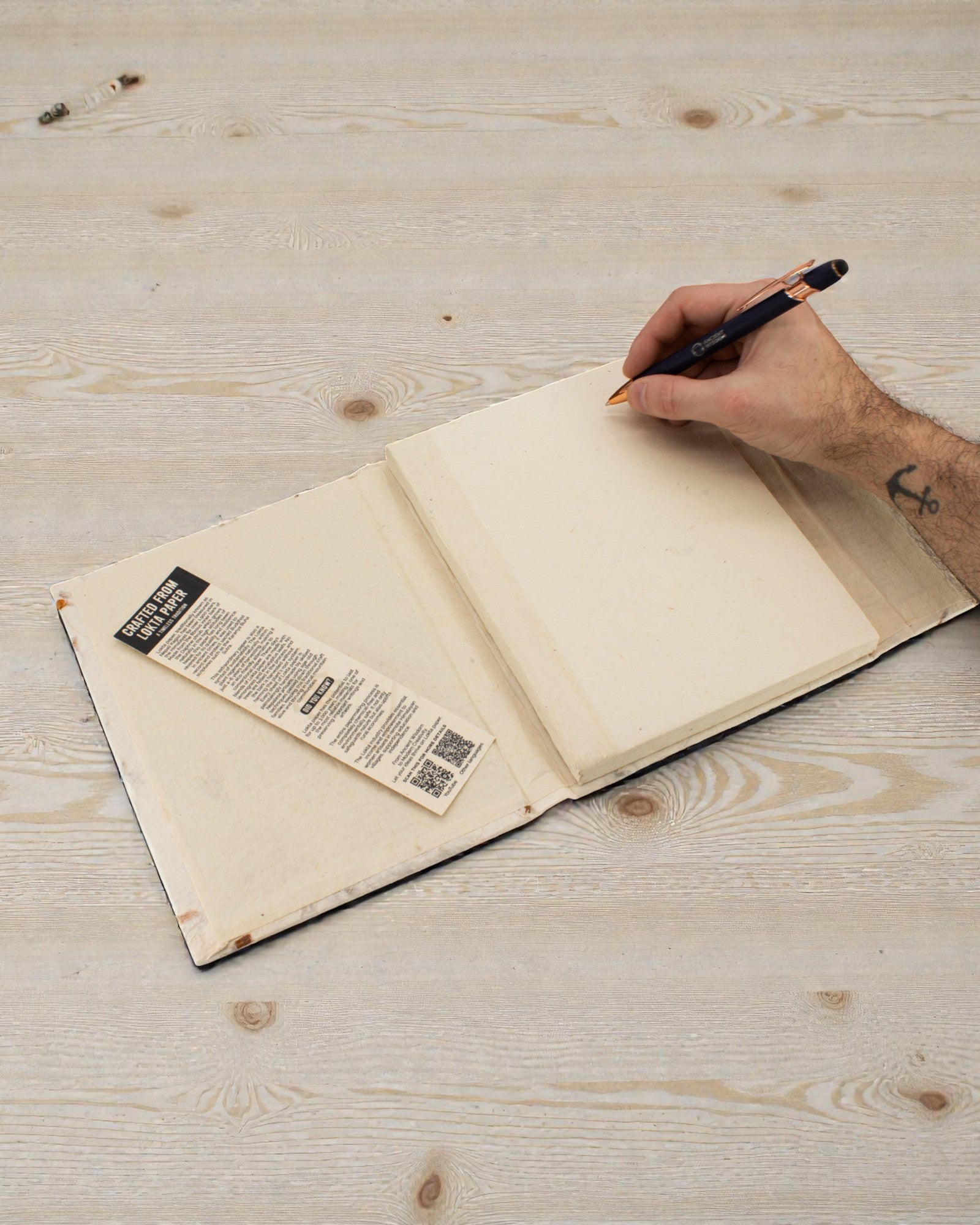 Nagy Lokta jegyzetfüzet Botanikai virágzás – Virágok (45 lap, 21 x 15 cm)