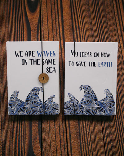 Hullámok együtt – kis jegyzetfüzet pánttal és kókuszgombbal 18 × 12,5 cm, 200 oldal