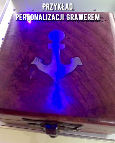 "Gilbert & Sons" Nagy Fa Iránytű Doboz Gravírozási Lehetőséggel