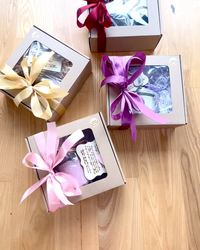 Intenciós szójagyertya Rózsakvarc – szerelem, harmónia és a szív nyugalma, 250 ml, személyre szabható ajándéknak