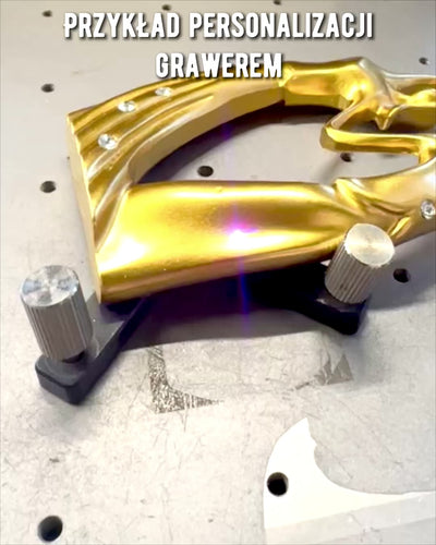 "A szeretet szimbóluma" figura - „Örök Közelség” ajándékba, gravírozással személyre szabható