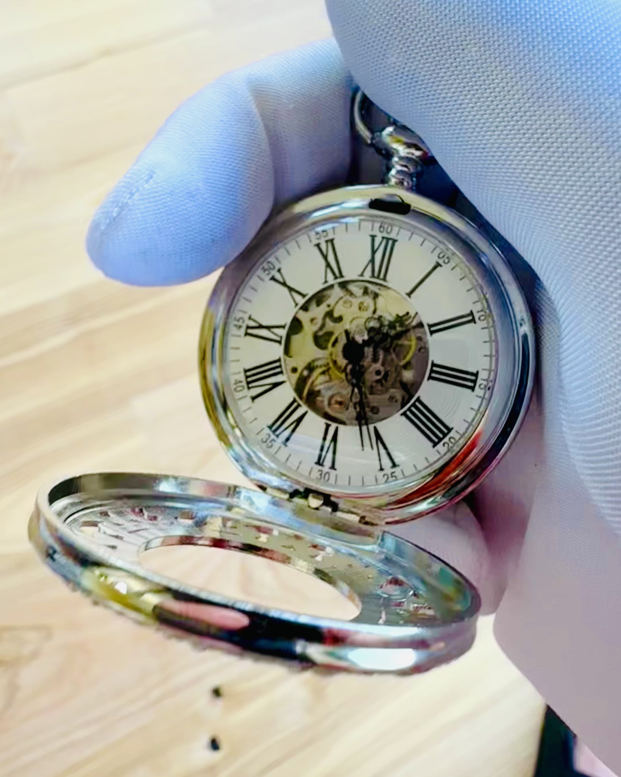 Ezüst "Vintage Elegance" zsebóra, gravírozással személyre szabható