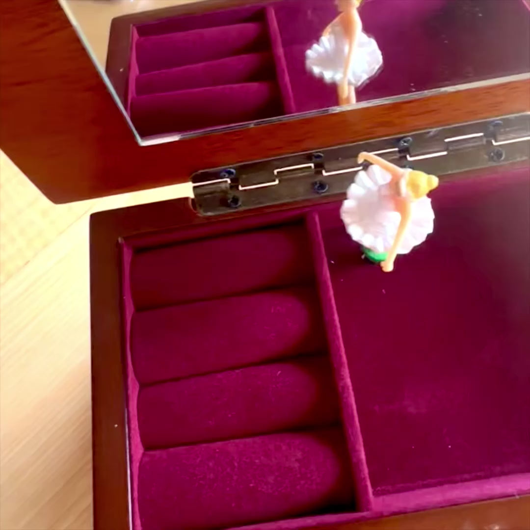 Fa zenélő ékszerdoboz tükörrel és gravírozással - elegáns ékszertartó ajándék két fiókkal, magasság 10cm, dallam: "The Entertainer