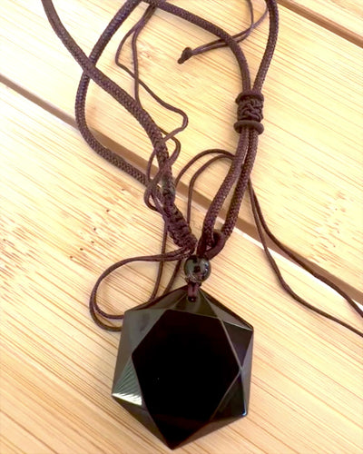 Fekete obszidián "Dávid-csillag" amulett, személyre szabható gravírozással ajándékba