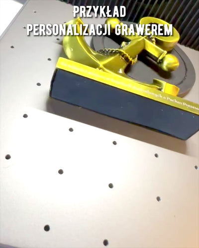 Dekoratív alumínium horgony - Elegáns dekoráció gravírozási lehetőséggel - 3 színváltozat