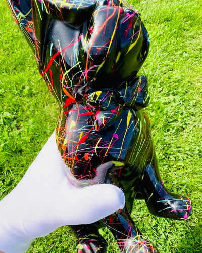 Kolorowy Psiak Artystyczny - Kézzel festett francia bulldog, gravírozással személyre szabható, ideális ajándék