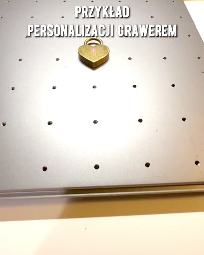 Szerelmi Mini Lakatok Szív DeLuxe, 2 lakatból és kulcsokból álló készlet, 6 választható változat, gravírozással személyre szabható ajándék