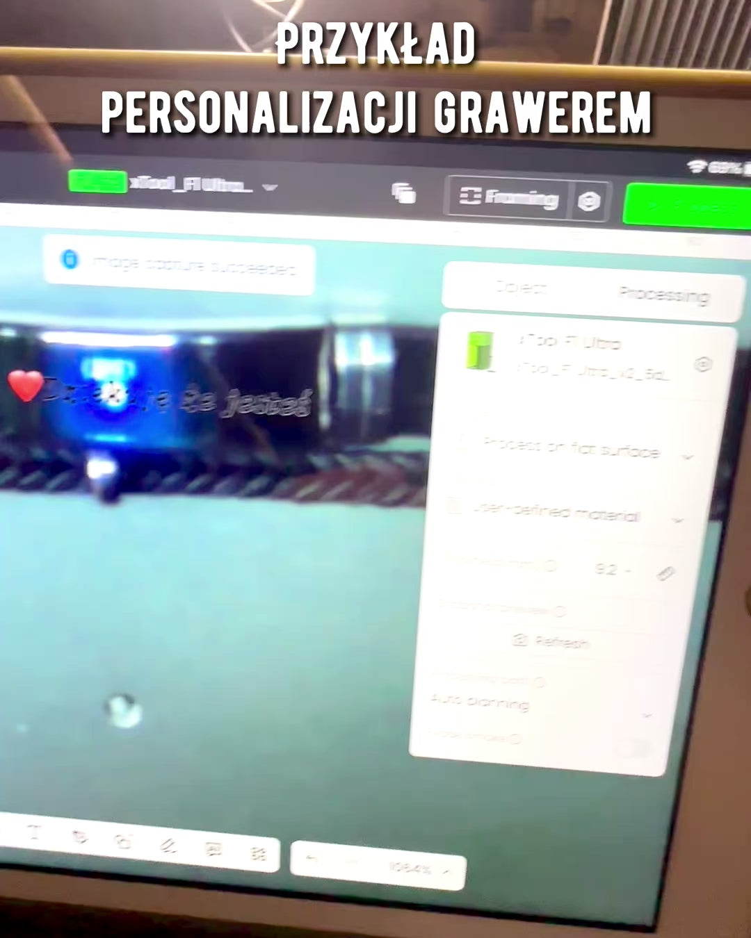 Férfi Karkötő PU Bőrből és Rozsdamentes Acélból Gravírozási Lehetőséggel – Két Színváltozatban Elérhető