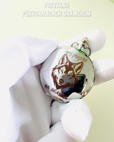 Ezüst zsebóra kvarc szerkezettel és gravírozási lehetőséggel