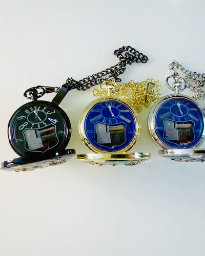 "Astrum Temporis" zsebóra - Fekete keret. Gravírozással személyre szabható.