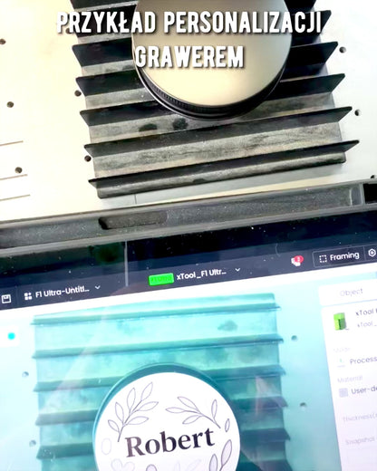 Świeca sojowa intencyjna  250 ml z naturalnym kamieniem – wybierz swoją energię: Cytryn lub Granat, personalizacja grawerem na prezent