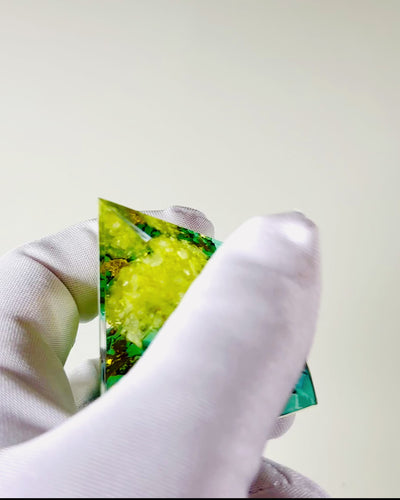 Orgonit Piramis Citrinnel és Türkizzel – Csakra Energia Generátor, Reiki Eszköz, Meditációs Dekoráció