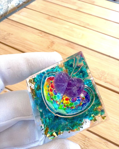 Orgonit "Mystic Aura" Energiapiramis