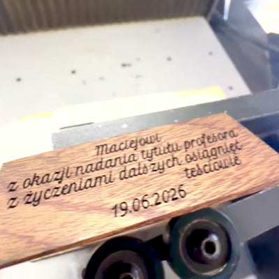 Kalendarz Wieczysty Renesansowy z Grawerem - Personalizowany Prezent na Lata 1600-2799, Elegancka Dekoracja Biura, Średnica 9 cm, Styl Renesansowy