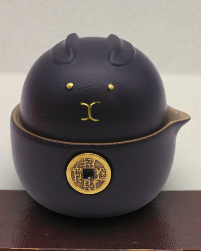 A szerencse fekete macskája – Teakészlet 2 csészével (Fekete)