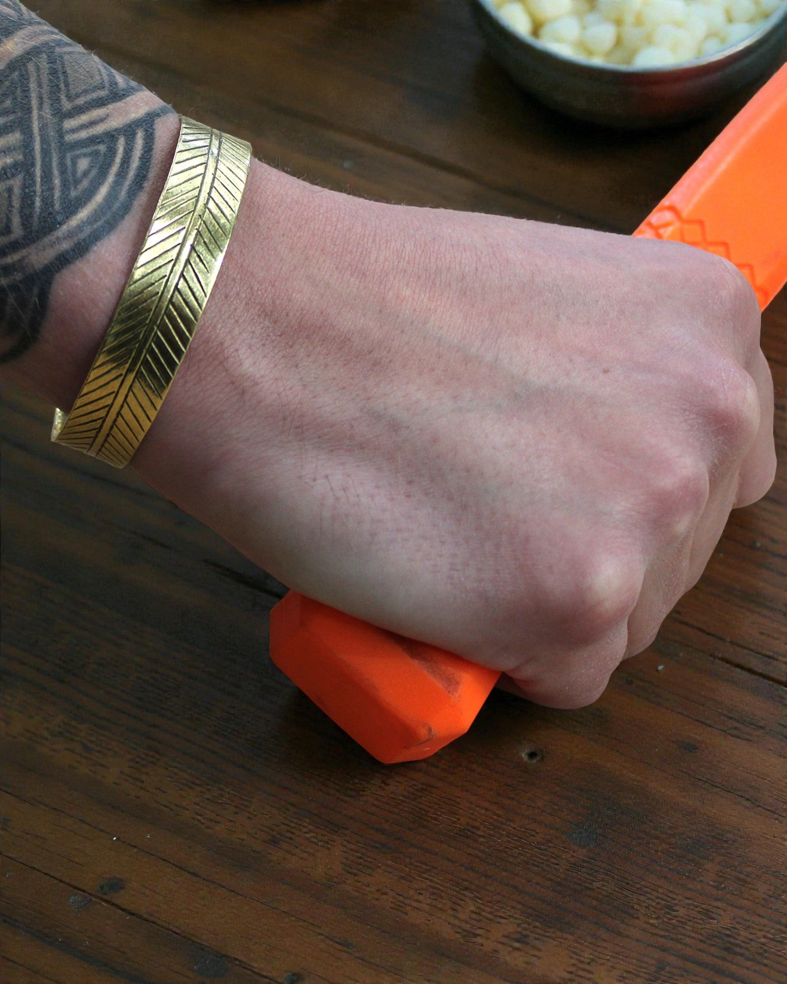 Tibeti arany levél sárgaréz karkötő – Széles tribal