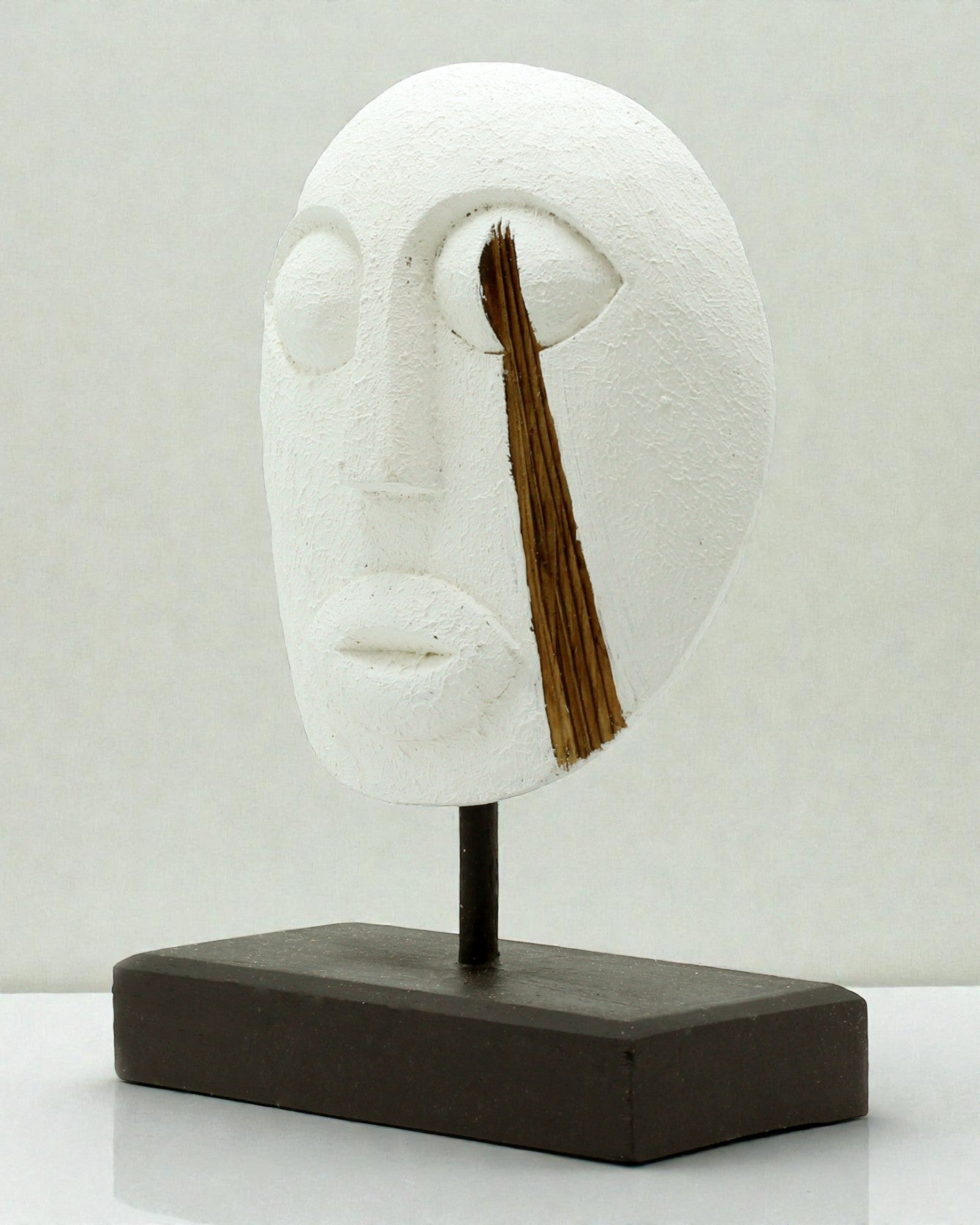 Timori maszk, az ősök őrzője 27x20 cm – Fehér